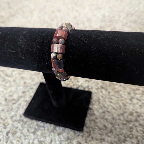 Gemstone Stretch Bracelet - Picture 2 of 3